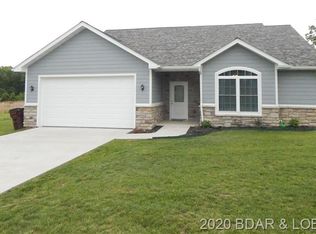 203 Wellington Hills Rd, Gravois Mills, MO 65037