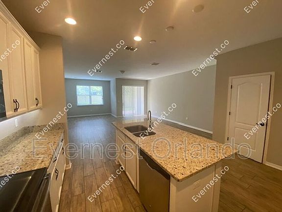 4th image of 2526 Econ Landing Blvd