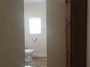 614 N Woodlawn Ave — Photo 10