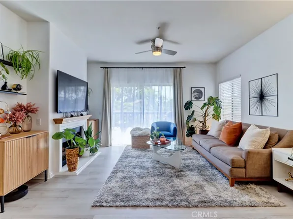 2960 Champion Way APT 1814, Tustin, CA 92782