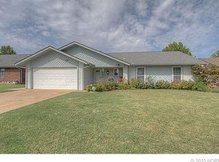 8919 E 60th St S, Tulsa, OK 74145