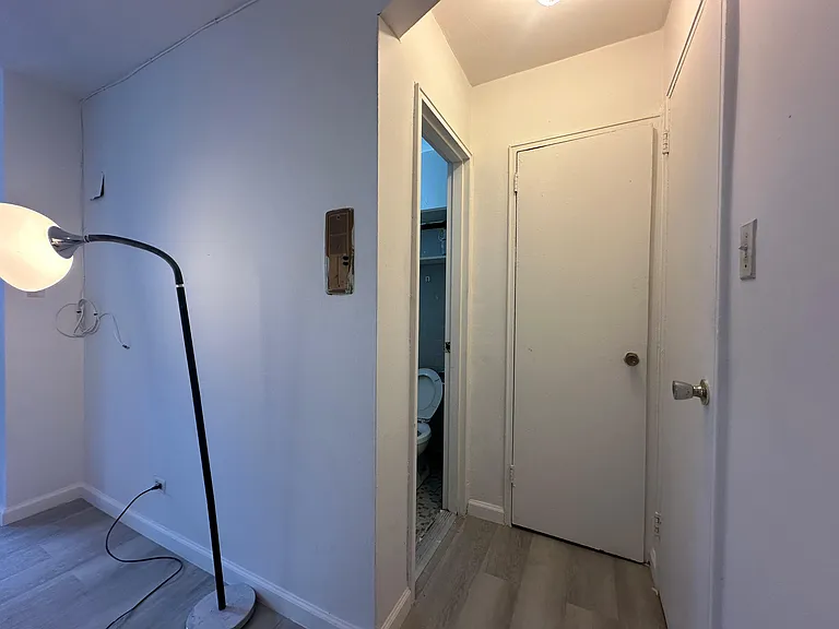 Beech Ave — Photo 4