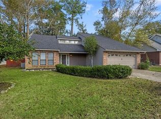 14 Camden Ct, Mandeville, LA 70471