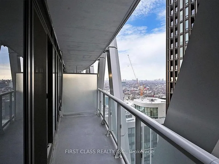 230 Simcoe St #2512 — Photo 21