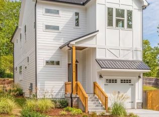 2417B Porter Rd, Nashville, TN 37206
