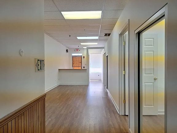 5th image of 17726 Oak Park Ave Ste G
