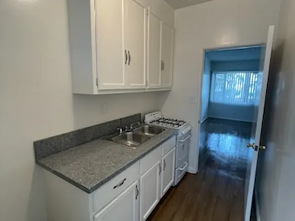 9911 Belmont St #A8, Bellflower, CA 90706