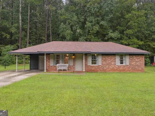 122 Longstreet Cir, Oxford, GA 30054