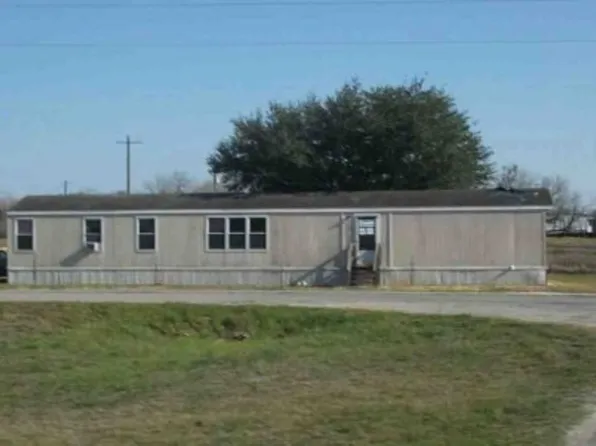 350 County Road 329, Floresville, TX 78114