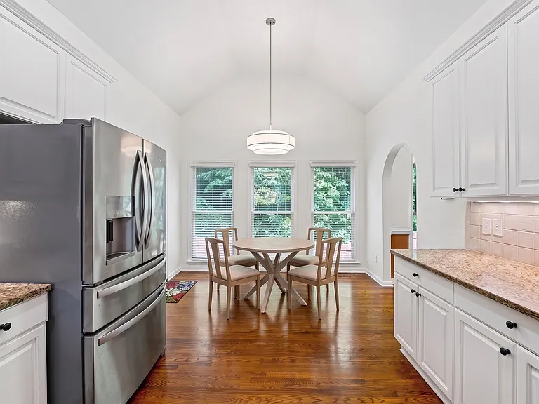 540 Battleview Dr — Photo 8