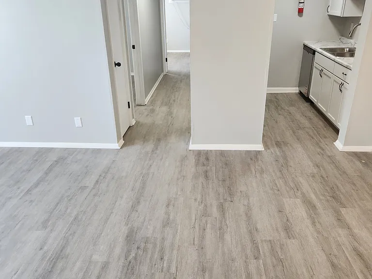 820 27th St #3D — Photo 1