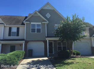 23 Cambridge Oak Cir, Greensboro, NC 27410