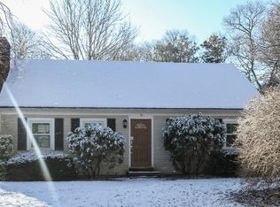 71 Midway Dr, Hyannis, MA 02601
