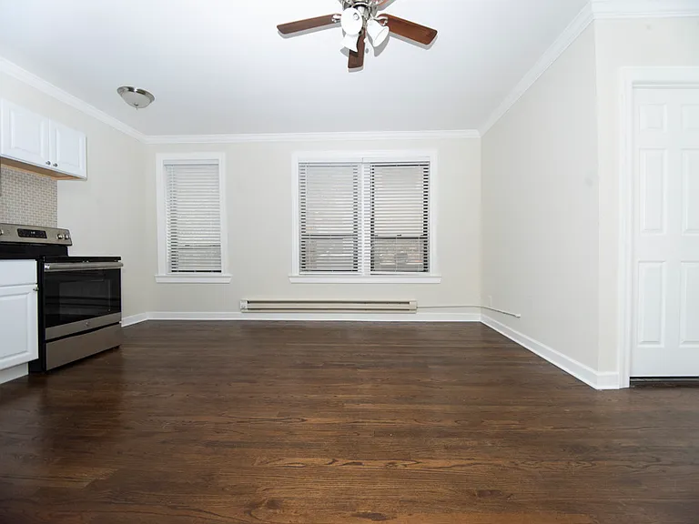 3345 N Marshfield Ave #307 — Photo 6