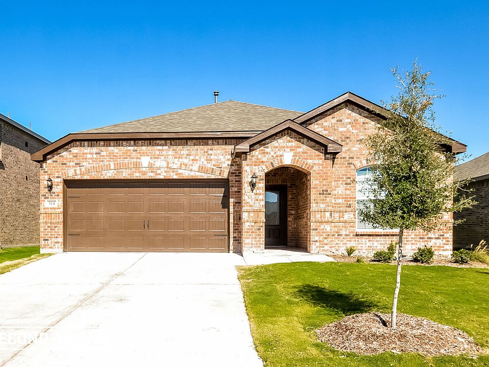 1st image of 524 Harbor Oaks Dr