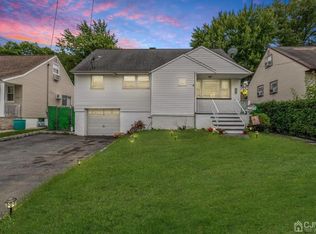 204 Atlantic St, Metuchen, NJ 08840