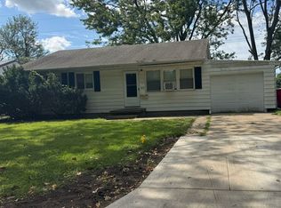 1601 Joanne Ln, Champaign, IL