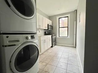 2855 Grandconcourse 4G image 1 of 5
