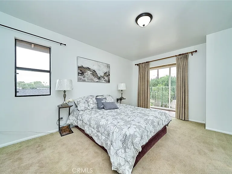 503 Longden Dr — Photo 33