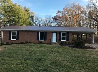 5536 Blue Ridge Dr, Hurt, VA 24563