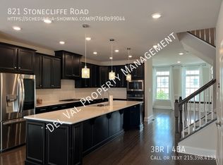 821 Stonecliffe Rd #19355, Malvern, PA 19355