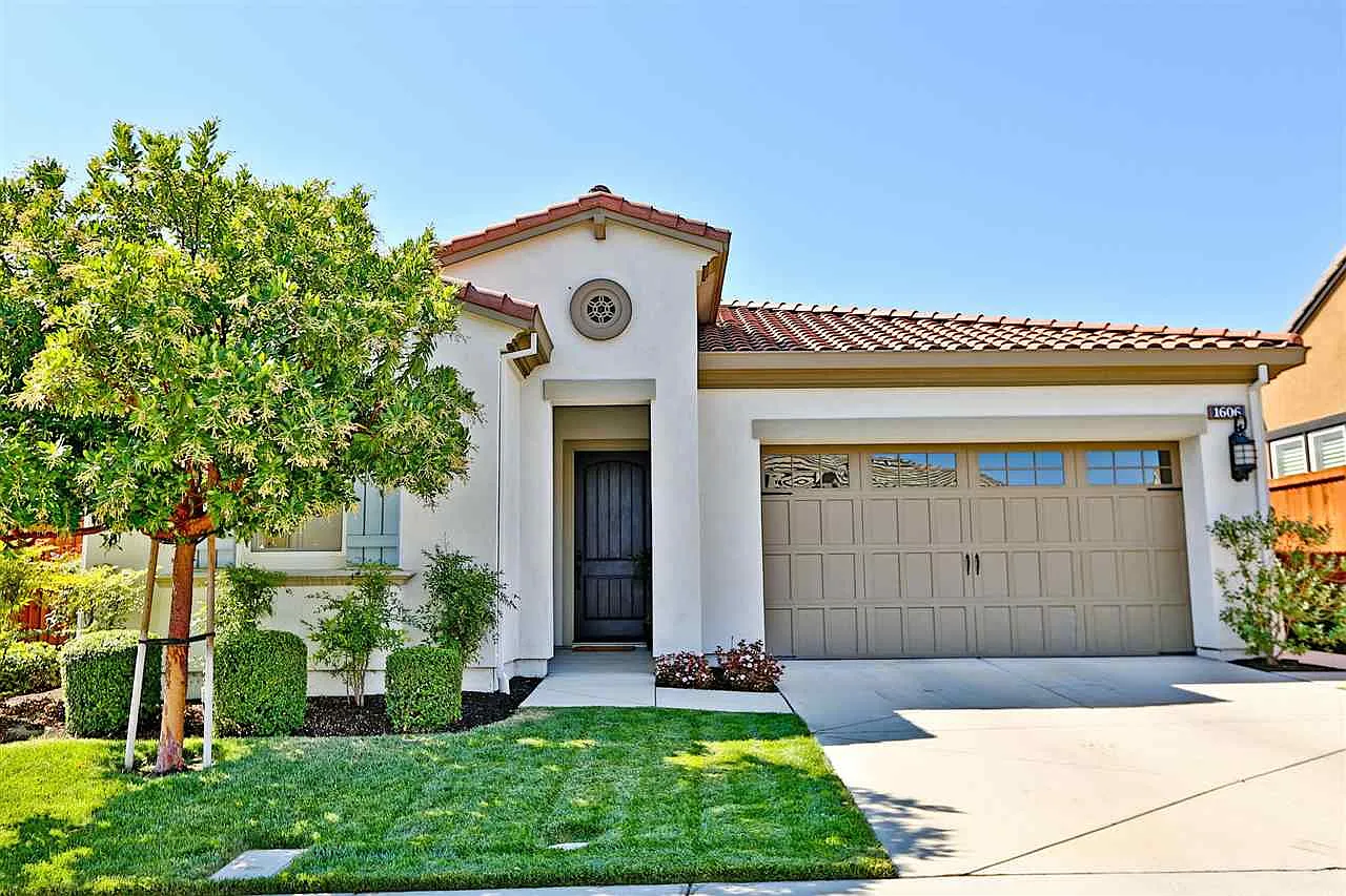 1606 Frascati Way photo 1