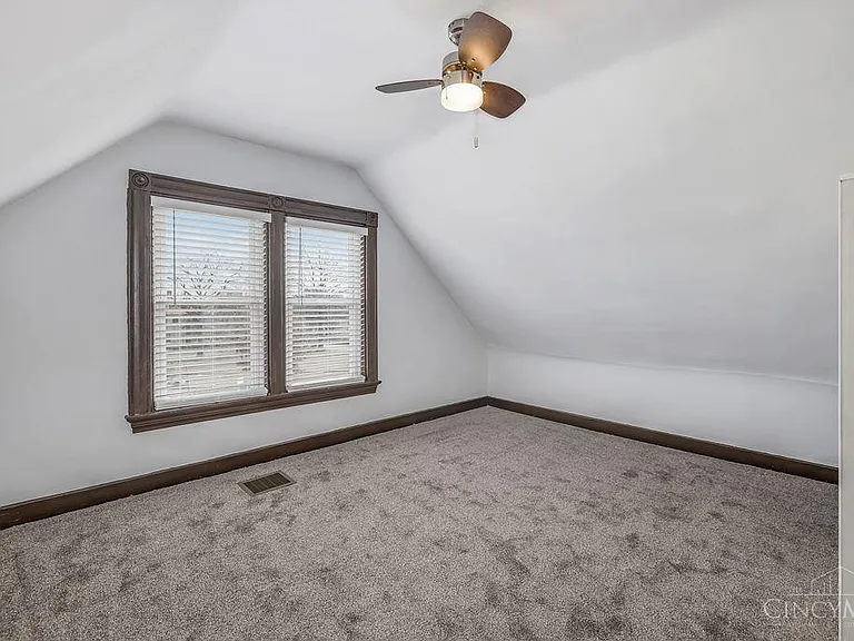 3481 Montgomery Rd — Photo 17