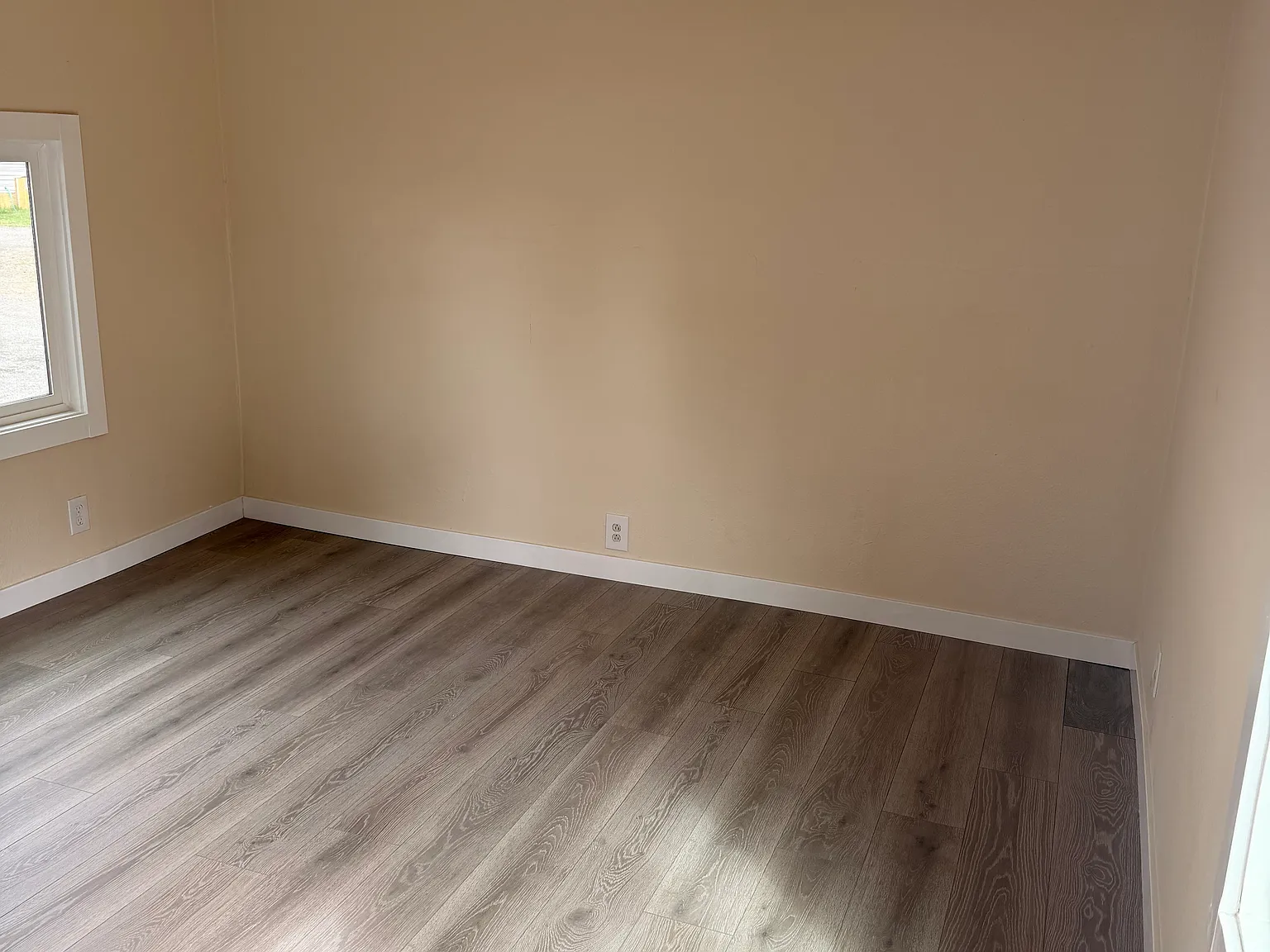2 bed, 672 sqft, $1,595 — Photo 3
