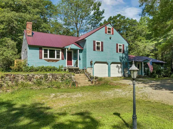 102 Milton Road, Farmington, NH 03835