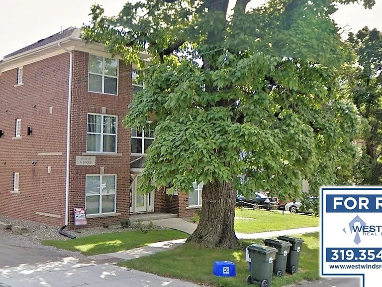 12 N Dodge St — Photo 24