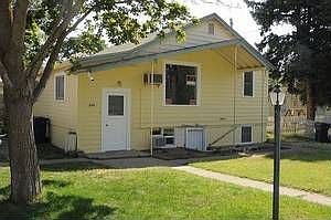 1st image of 220 NE Rose St