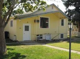 220 NE Rose St, College Place, WA 99324
