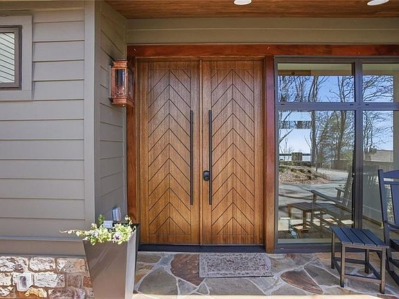 2nd image of 7207 Ridgeview Dr