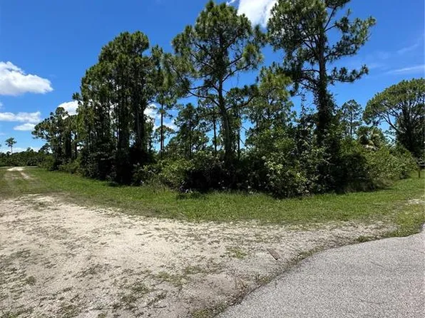 13201 Telegraph Dr #11, Punta Gorda, FL 33955