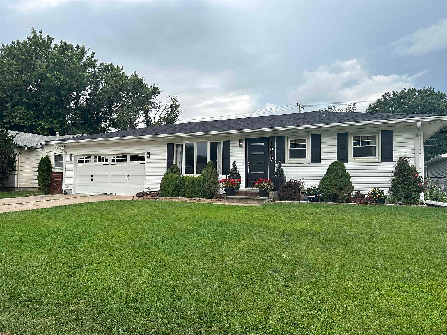 1319 Crane Ave, Hastings, NE 68901 MLS 20230840 Zillow