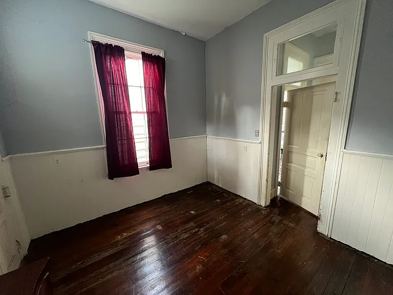 Back bedroom