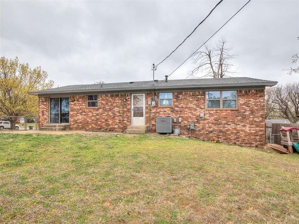 7817 NW 21st St, Bethany, OK 73008