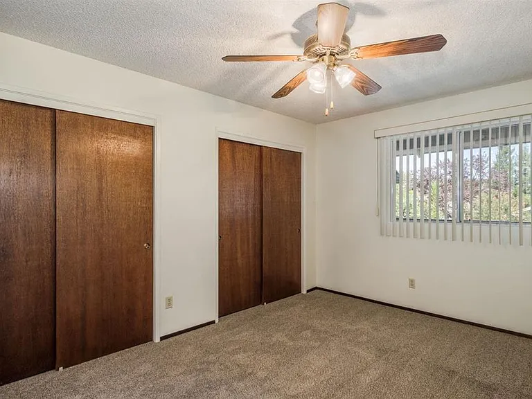 Scottsmen Too Apartments — Photo 29