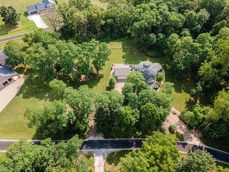 House on the Hill 3点セット 7326 State Route 19 Rd Unit 8, Mount Gilead, OH 43338 | MLS