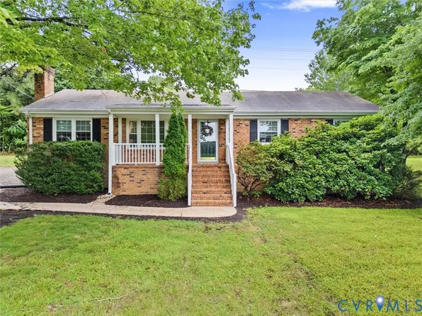2949 Moyer Rd, Powhatan, VA 23139