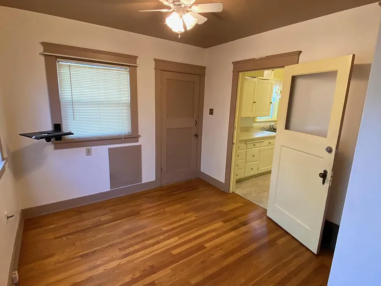 625 Forest St — Photo 9