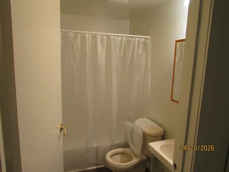 1518 W Lexington St #1/2 — Photo 8
