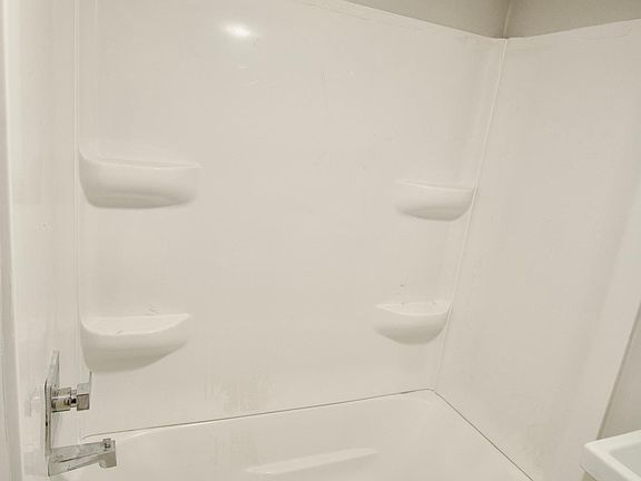 4th image of 1 Whites Pl #1