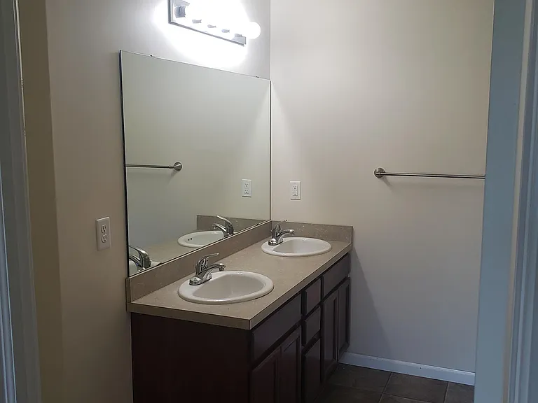 3453 Danube Dr SW — Photo 3