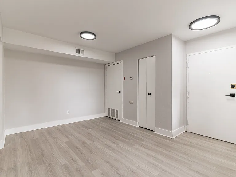 Taro Walk Interior