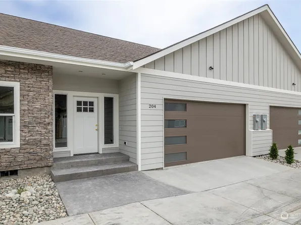 204 Solomon Loop NW, East Wenatchee, WA 98802