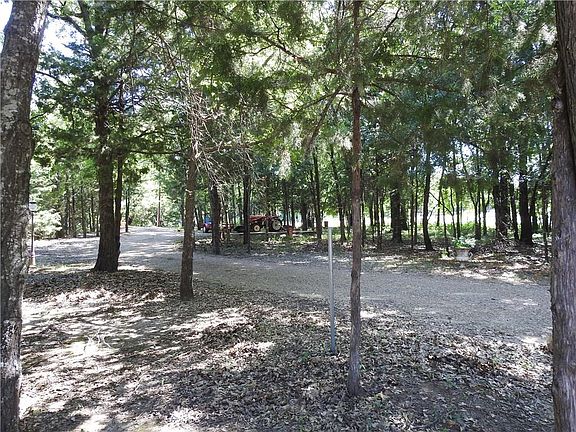 3rd image of 9955 N Park Dr