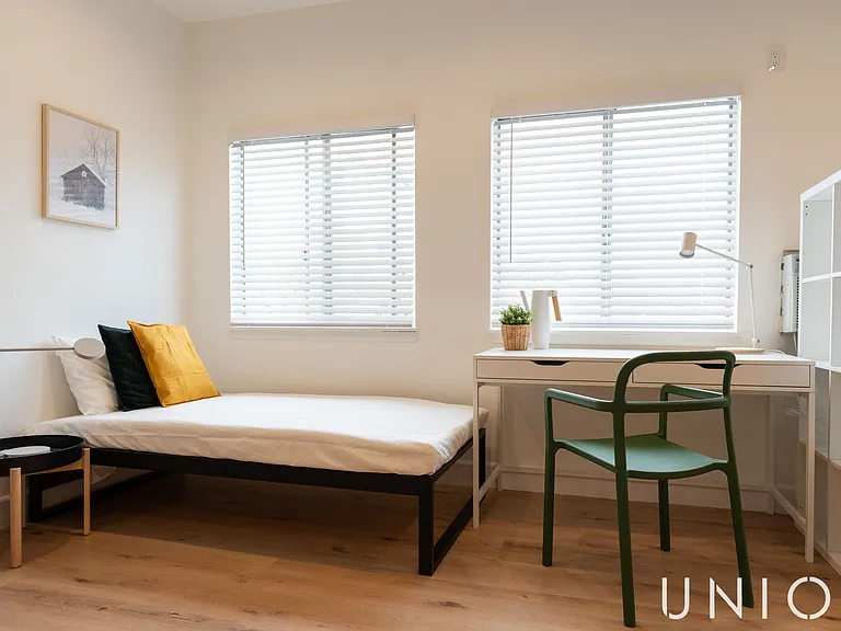 25th Street Apartments — Photo 12