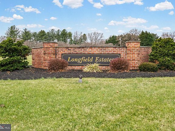 4th image of 7305 Longfield Dr