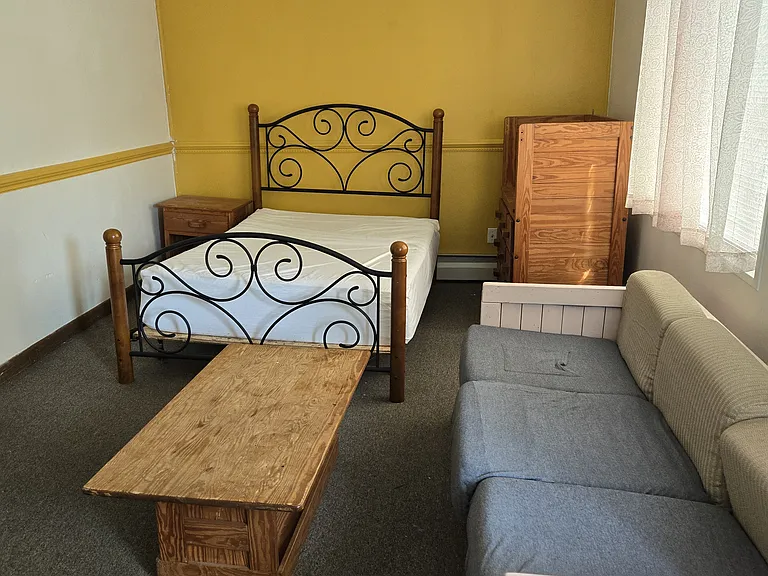 36 Lincoln Ave #2 — Photo 4